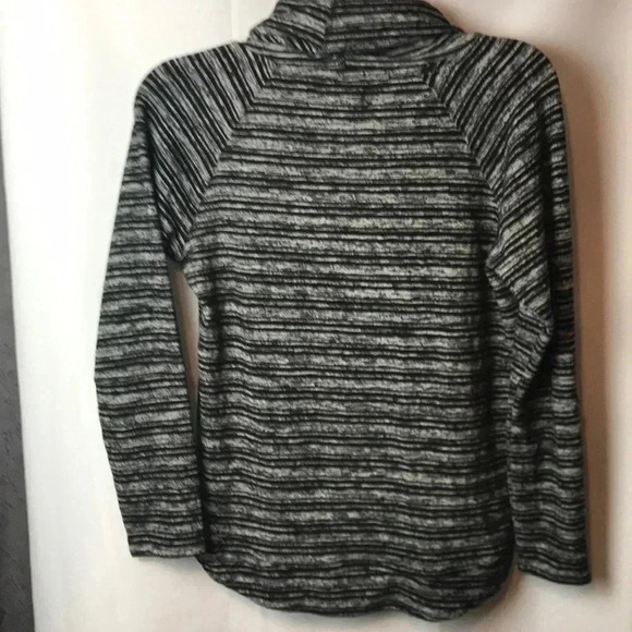 CUPIO WOM SZ LG COWL NECK  BLACK WHITE STRIPE TOP - Picture 6 of 9